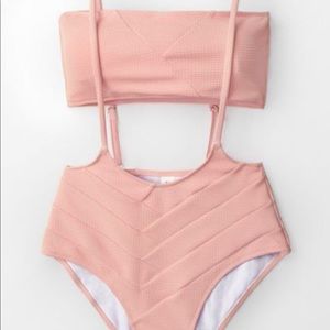 Cups he Peach Bandeau Suspenders bathing suit